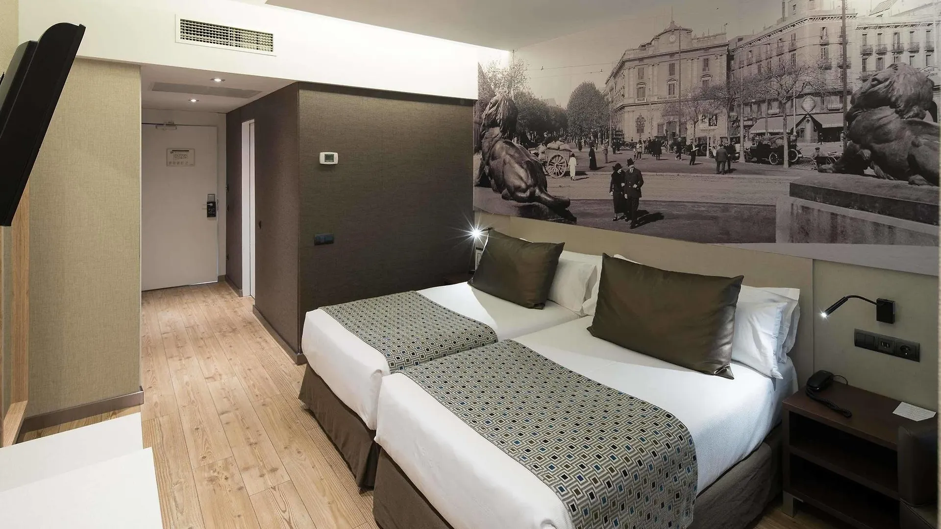 Hotel Catalonia Born Barcellona 4*,