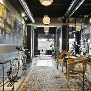 Appartement Fira By Gaiarooms